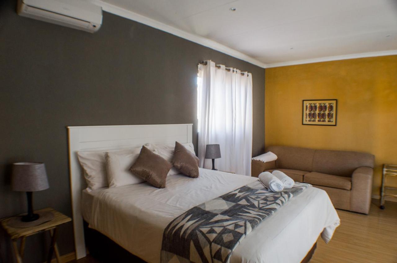 Seroloana Guest House Rustenburg Zewnętrze zdjęcie